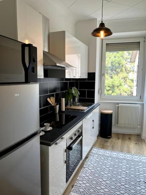 Appartement Cosy Et Lumineux Avec Parking Gratuit Colmar Exterior foto