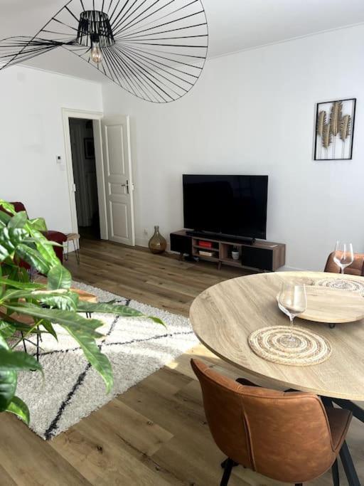 Appartement Cosy Et Lumineux Avec Parking Gratuit Colmar Exterior foto